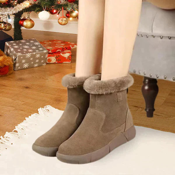 Winterliche warme Pelzstiefel für Frauen